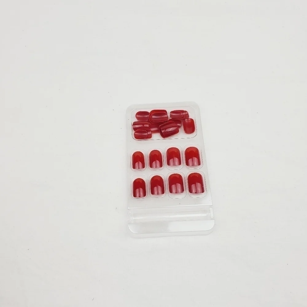 24 Pieces Fake Press On Nails